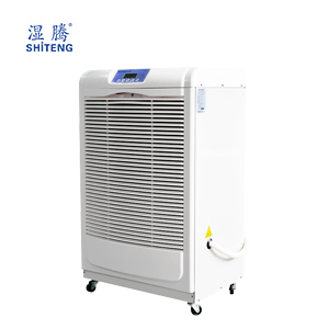 ���I����C ST-8156B