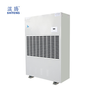 ���I����C ST-8480B