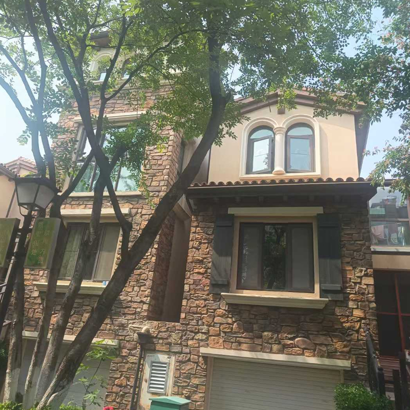 ����ԭɽ�e��  ׃�l�ƽѺ�غ����{